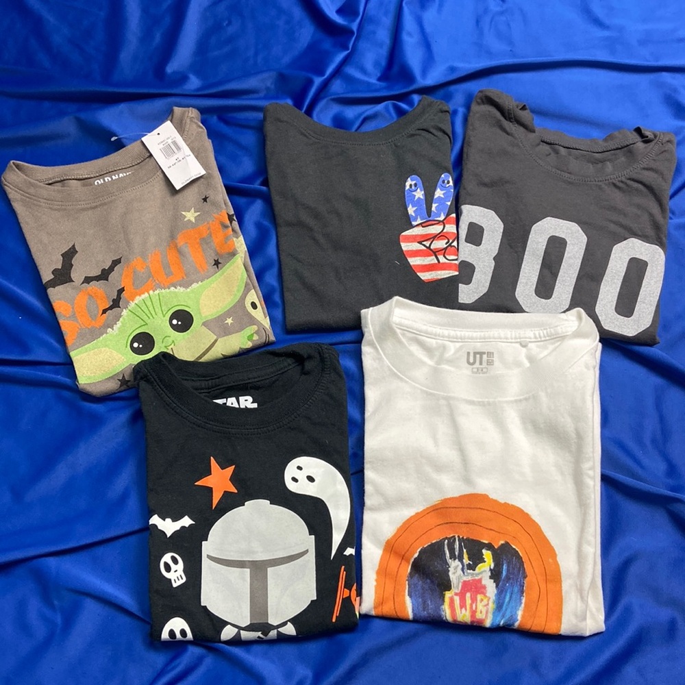***SOLD***Toddler girl graphic tees